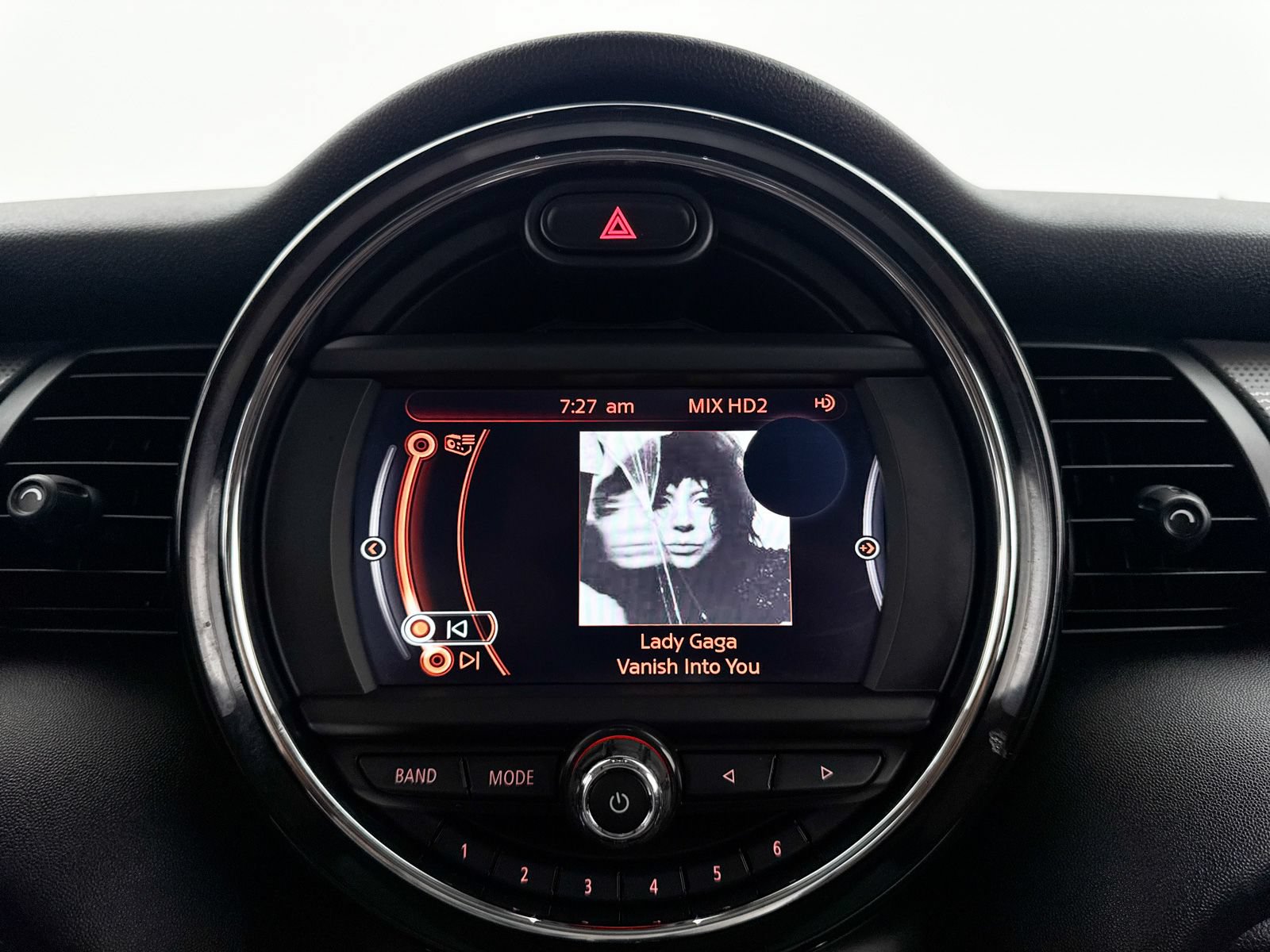 Used 2017 MINI Cooper 4-Door Hardtop FWD image 19