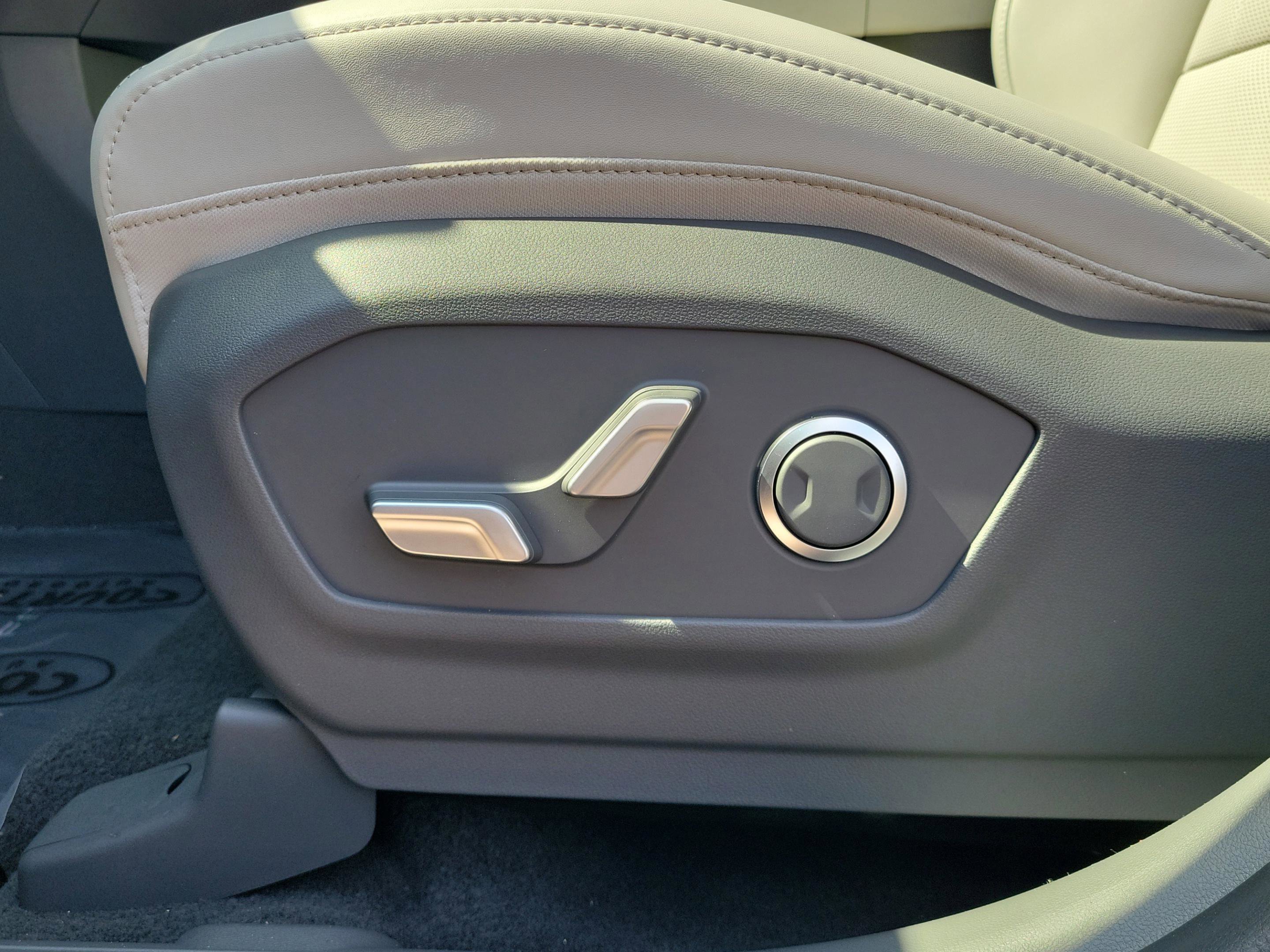 New 2026 Hyundai Santa Fe SEL image 21