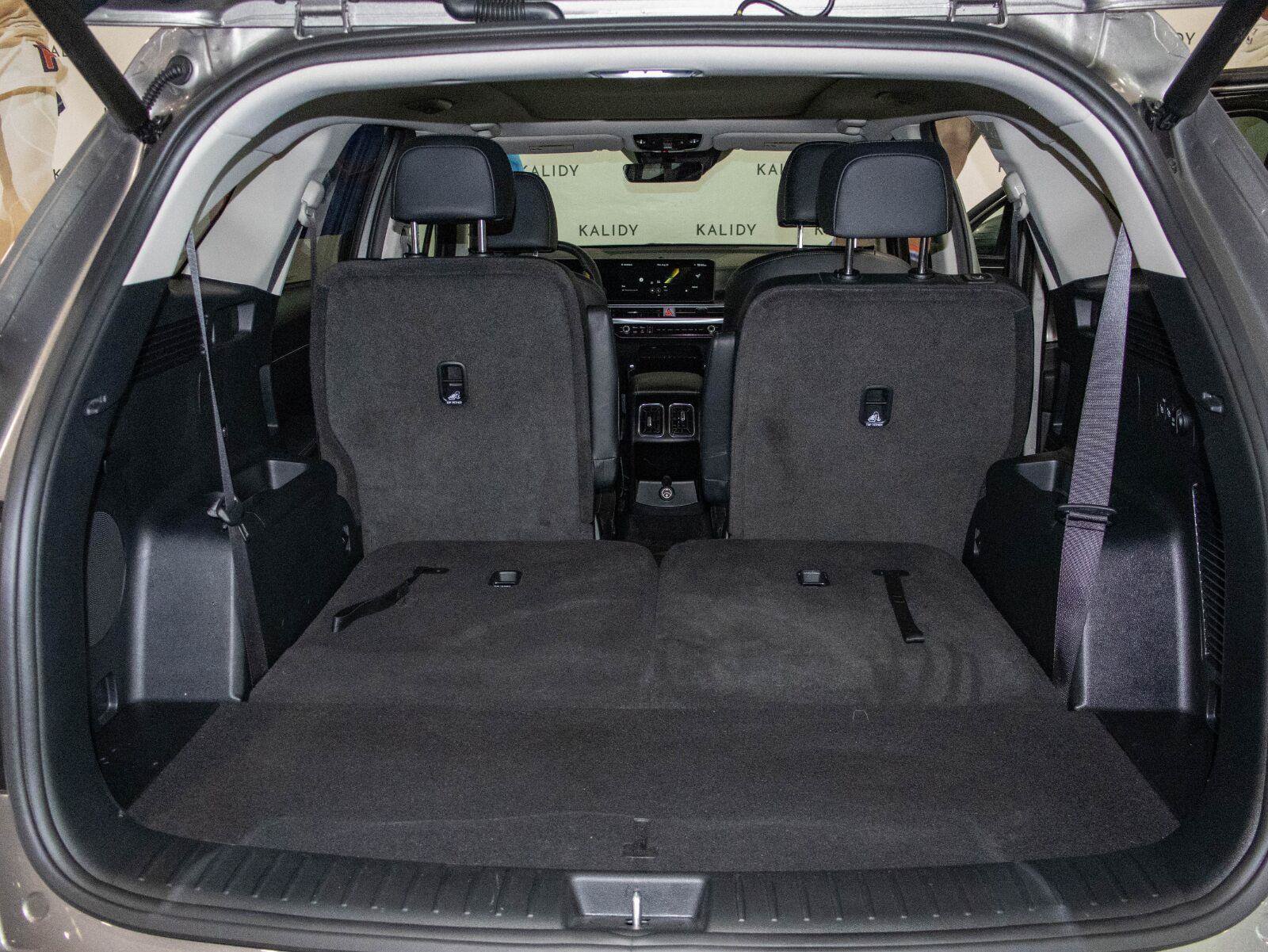 Used 2026 Kia Sorento EX w/ EX Premium Package FWD image 25