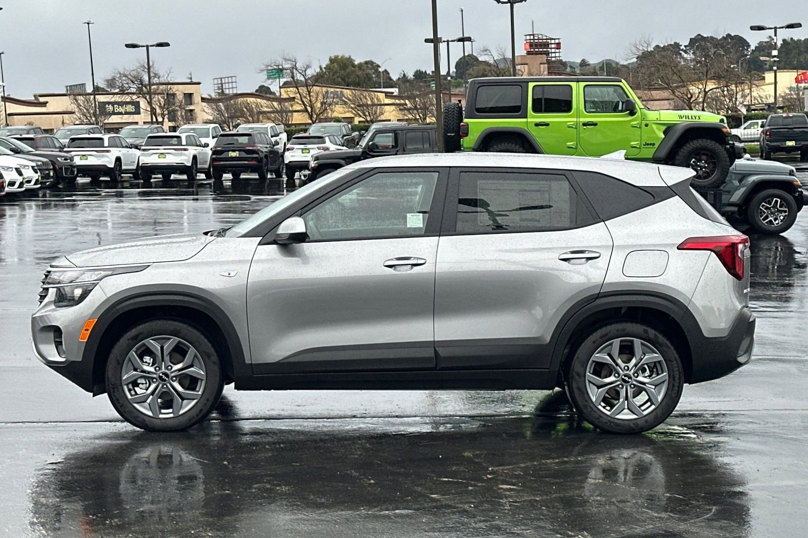 New 2026 Kia Seltos LX FWD image 7