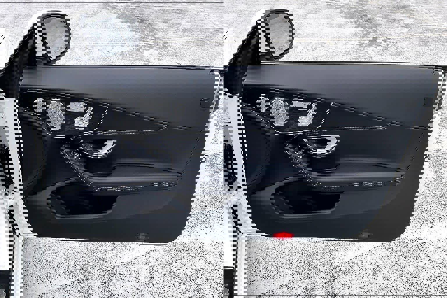 Used 2023 Mercedes-Benz C 300 4MATIC Cabriolet w/ Multimedia Package image 21