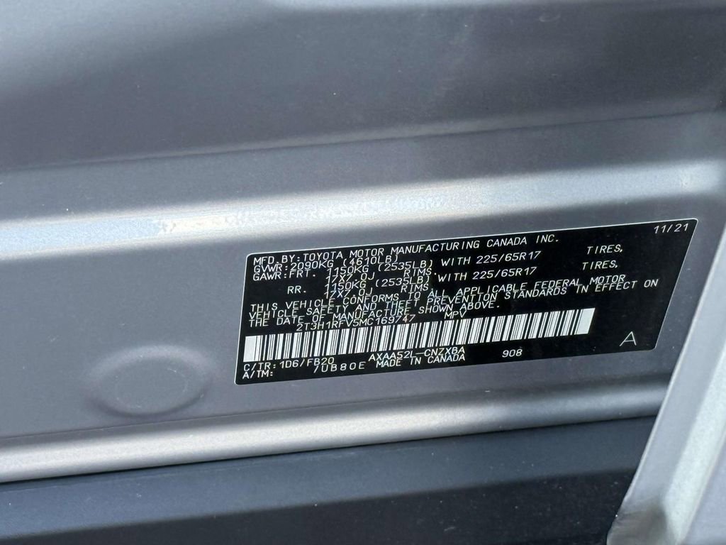 Used 2021 Toyota RAV4 LE image 31