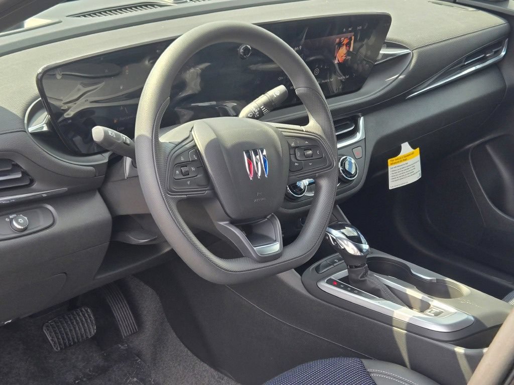 Used 2026 Buick Envista Preferred FWD image 33