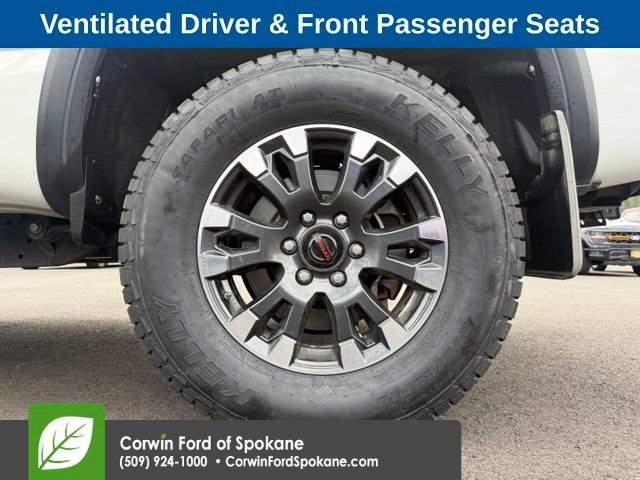 Used 2021 Nissan Titan PRO-4X w/ Pro-4x Convenience Package AWD/4WD image 9