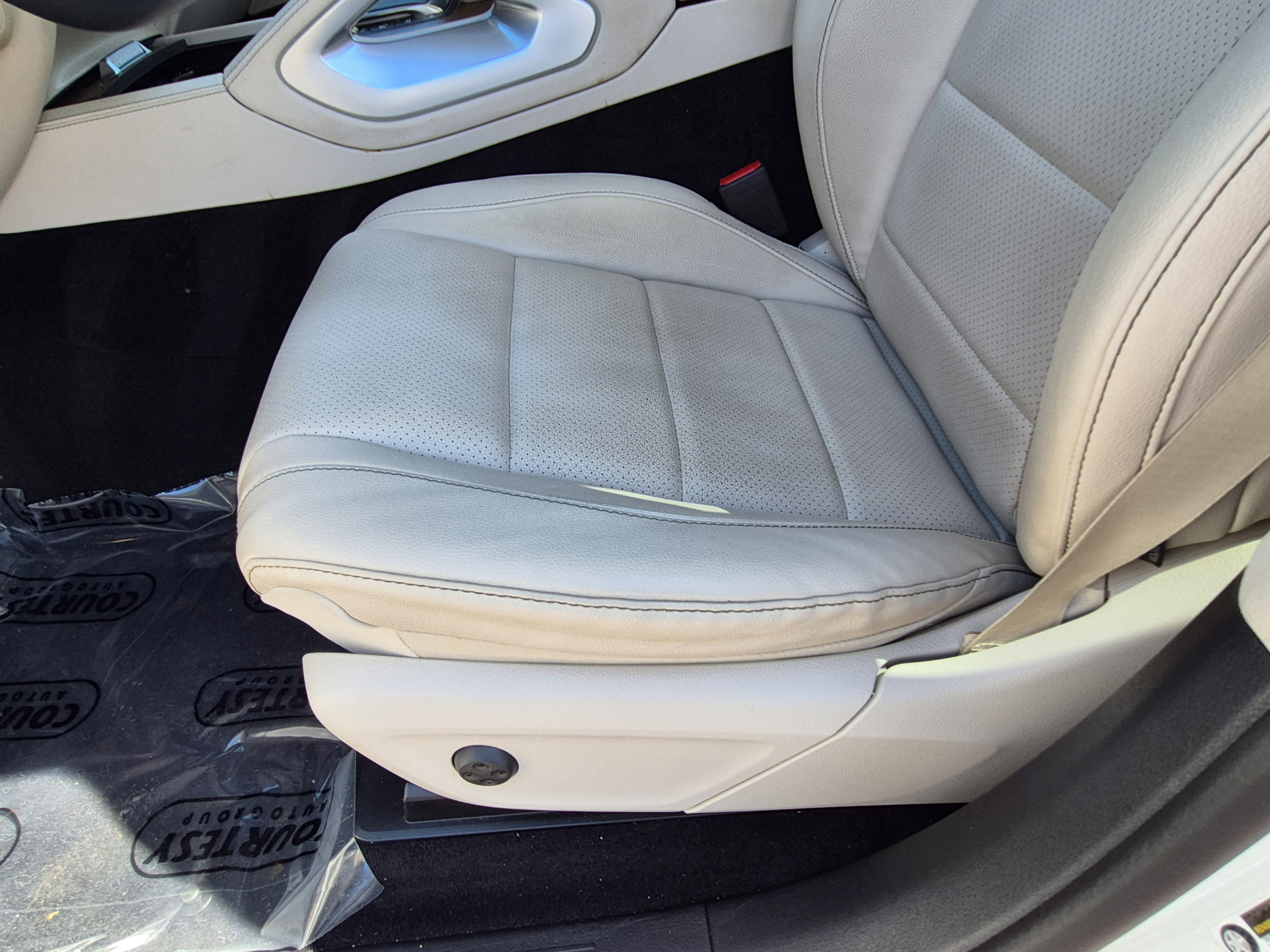Used 2023 Mercedes-Benz GLS 450 4MATIC w/ AMG Line Exterior image 22