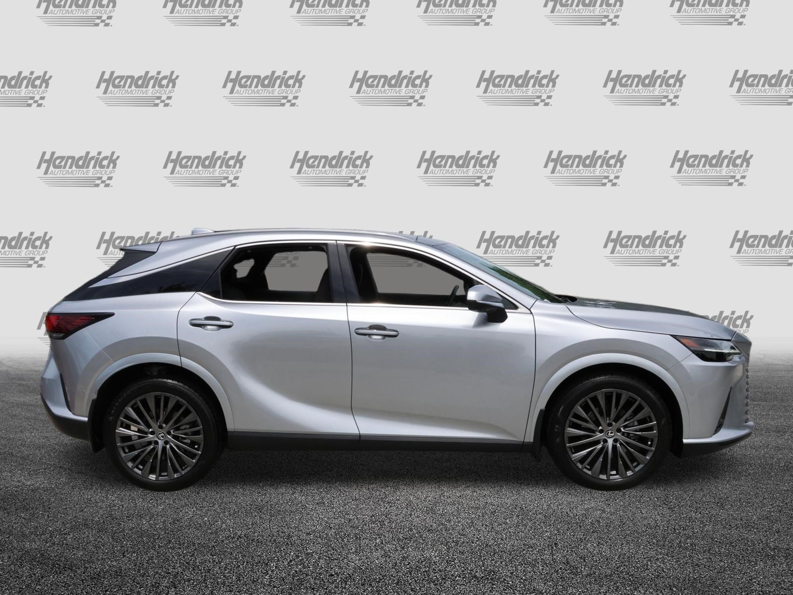 Certified 2023 Lexus RX 350 AWD w/ Accessory Package image 10