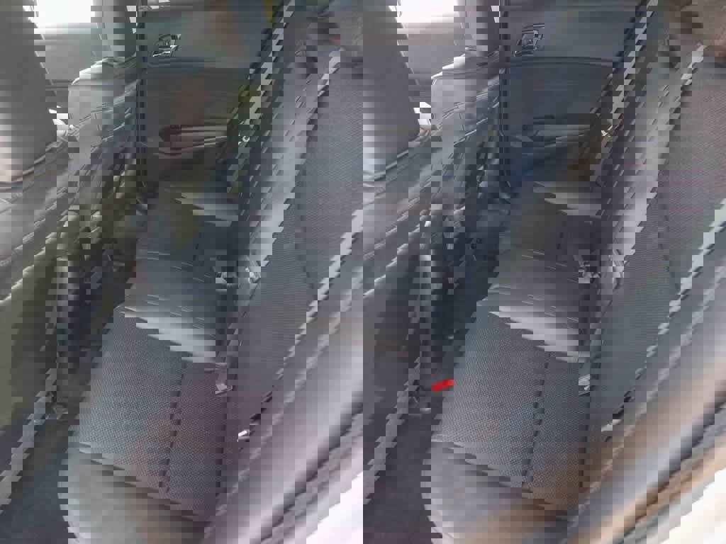 Used 2013 Acura ILX image 17