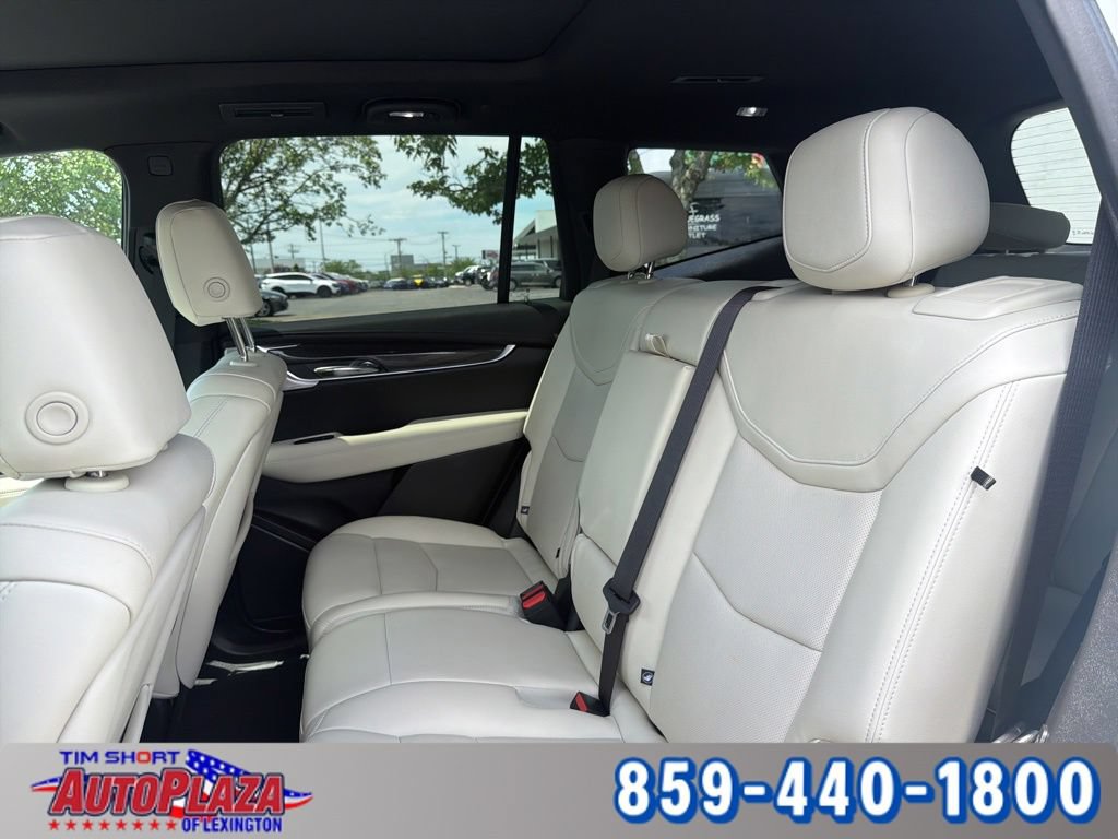 Used 2024 Cadillac XT6 Sport w/ Technology Package AWD/4WD image 22