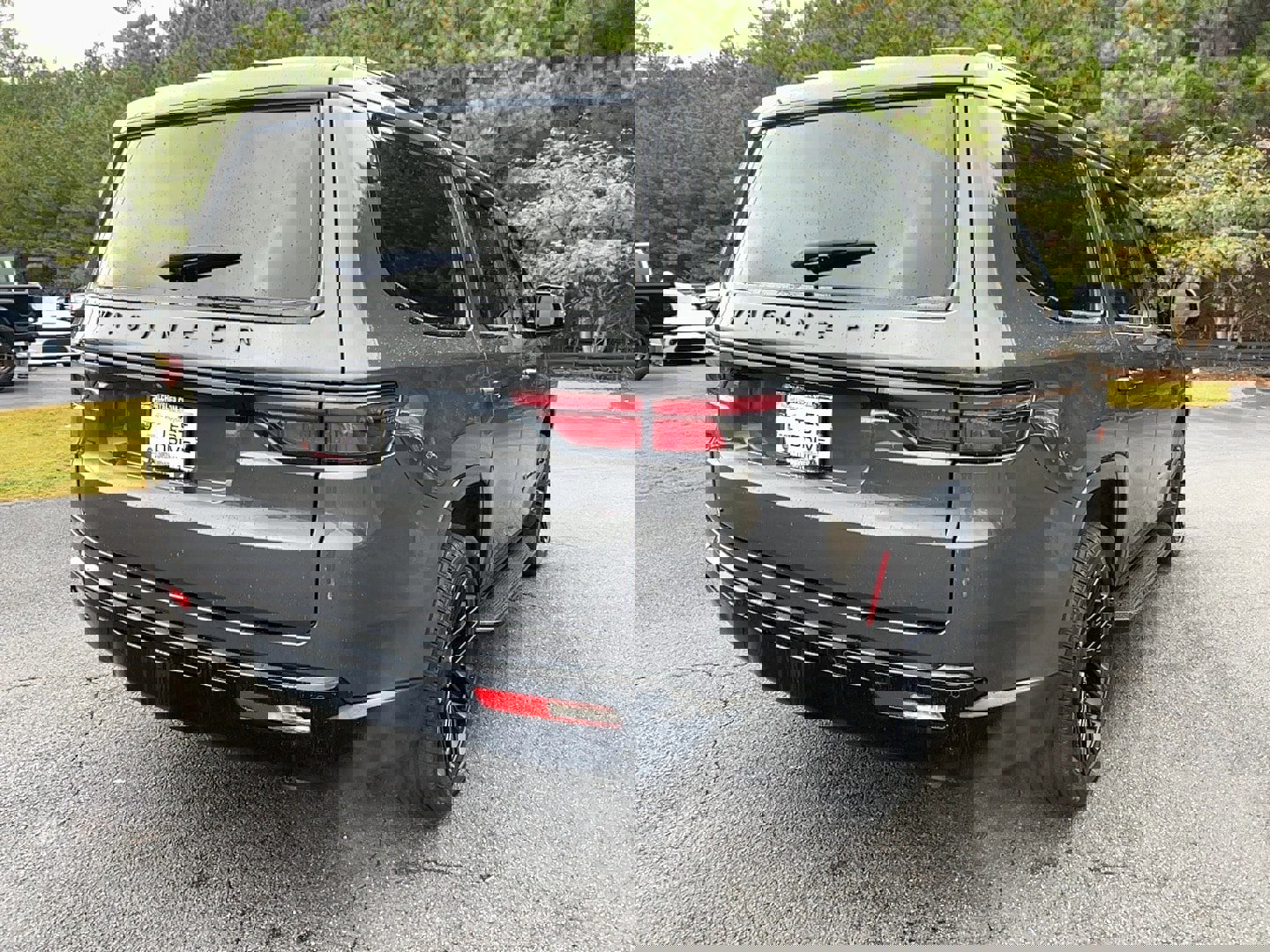 Used 2023 Jeep Wagoneer Series II w/ Convenience Group I image 7