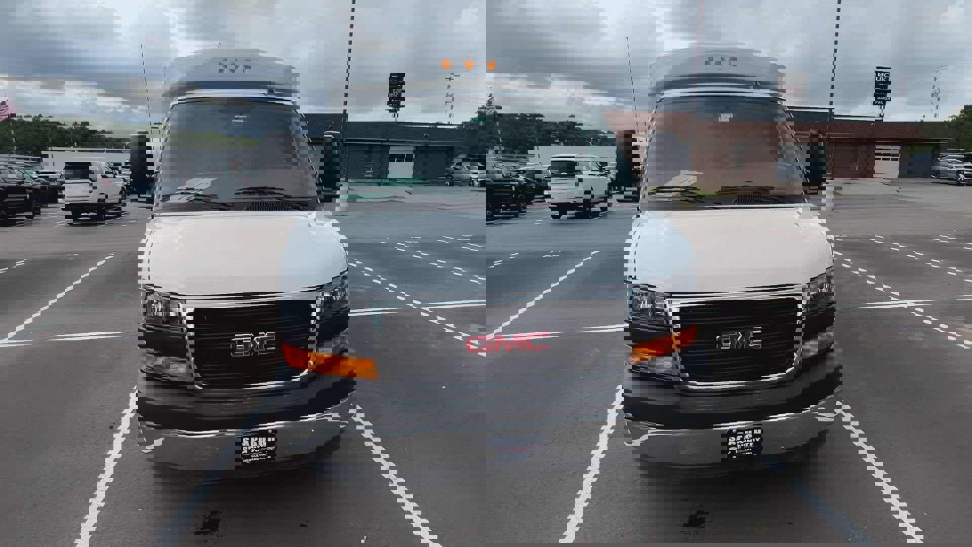 New 2025 GMC Savana 3500 w/ Power Convenience Package image 35