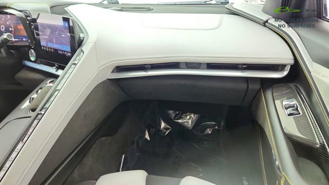 Used 2022 Chevrolet Corvette Stingray Premium Conv w/ Z51 Performance Package RWD image 33