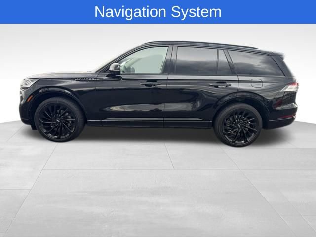 Certified 2024 Lincoln Aviator Reserve w/ Equipment Group 201A image 6