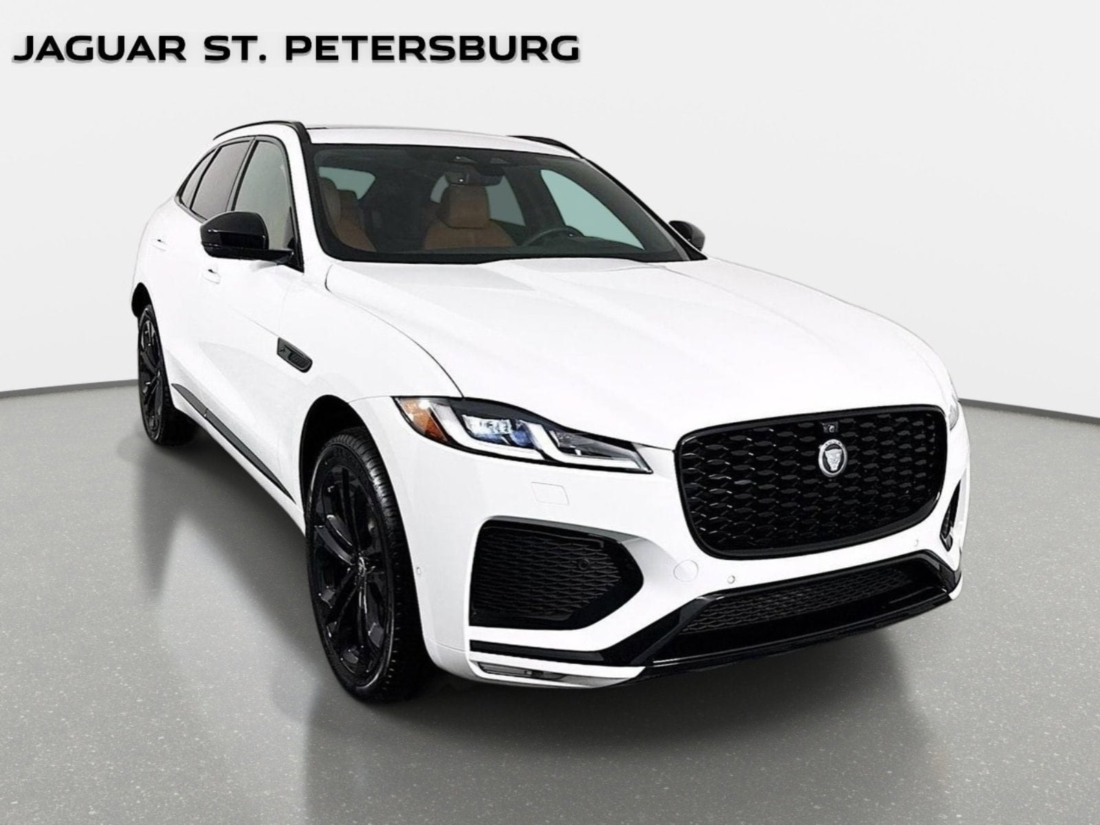Used 2026 Jaguar F-PACE R-Dynamic S AWD/4WD image 3
