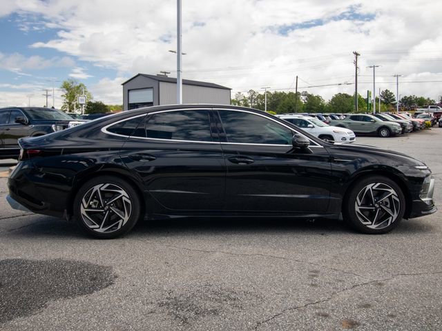 Certified 2024 Hyundai Sonata SEL w/ Convenience Package FWD image 12