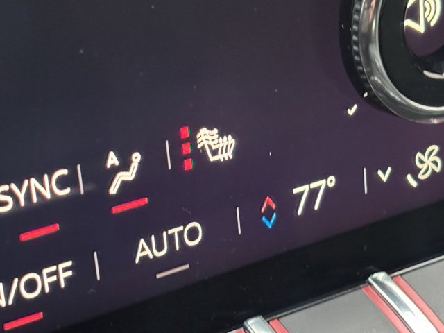 Certified 2025 GMC Yukon AT4 image 33