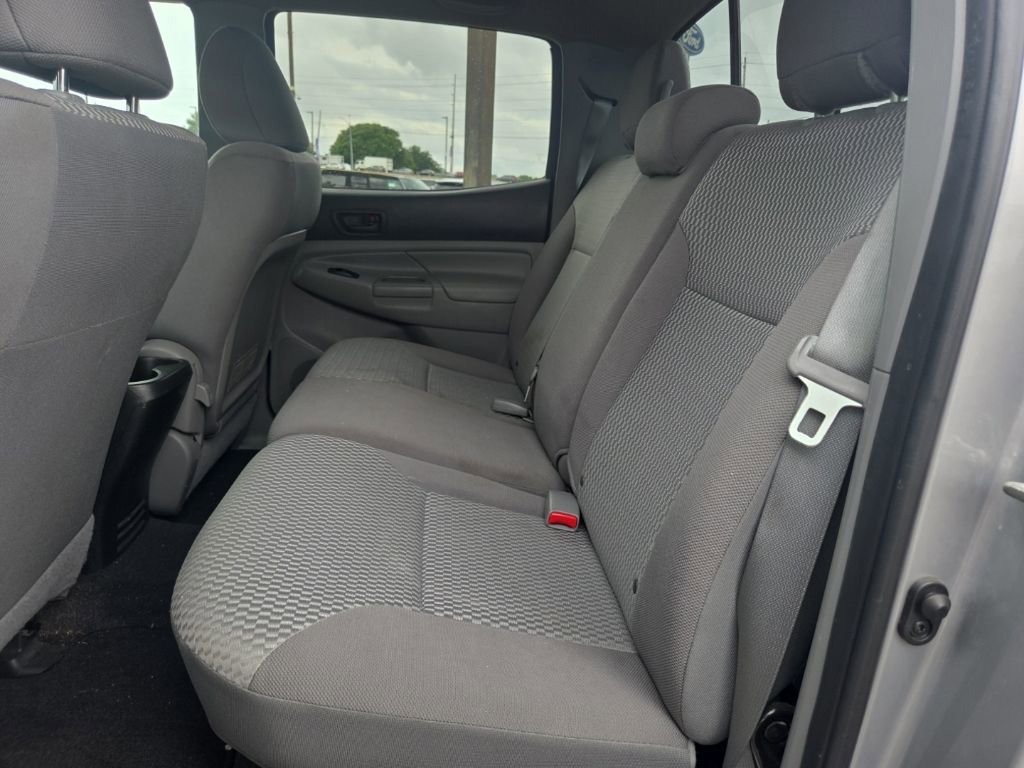 Used 2014 Toyota Tacoma PreRunner w/ Convenience Package RWD image 16