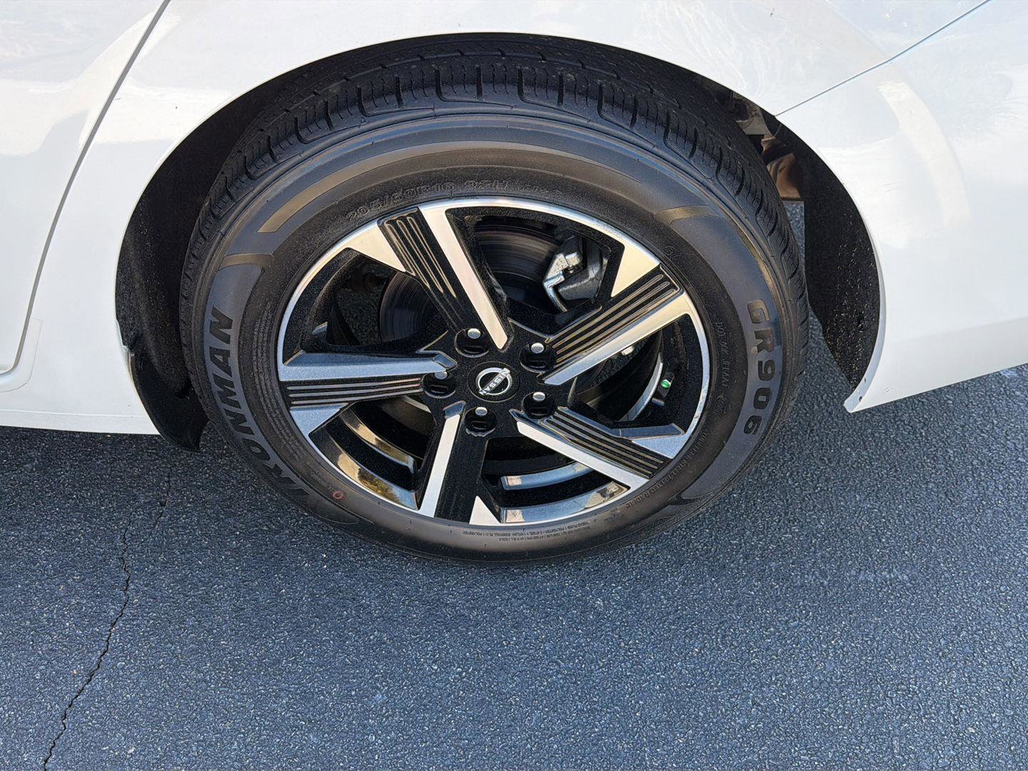 Used 2024 Nissan Sentra SV image 36