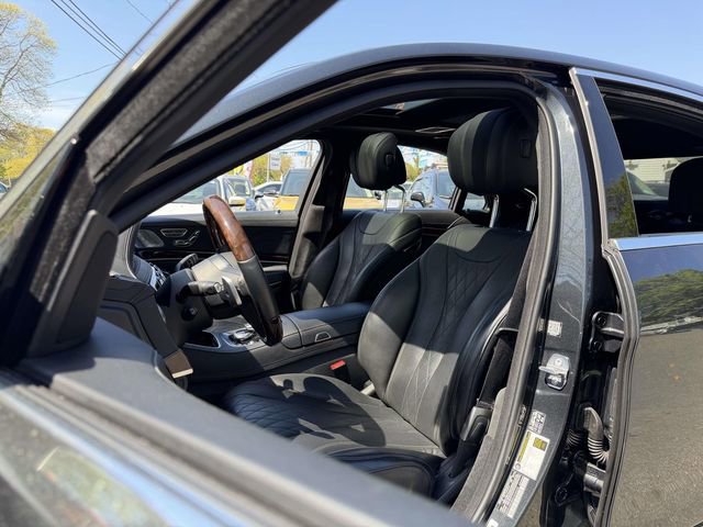Used 2019 Mercedes-Benz S 560 4MATIC Sedan image 22