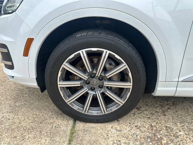Used 2019 Audi Q7 3.0T Premium Plus w/ Premium Plus Package AWD/4WD image 38