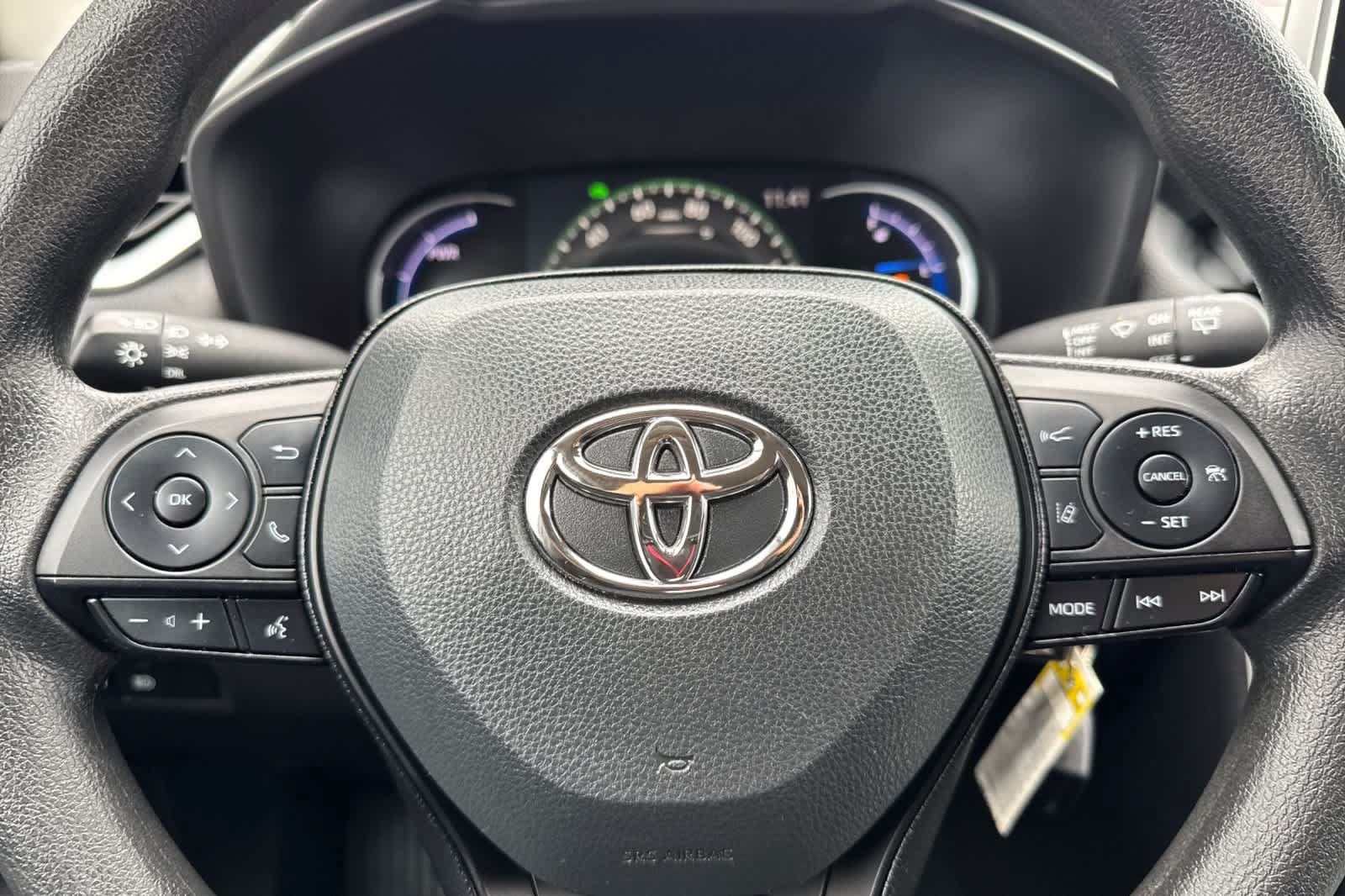 Certified 2024 Toyota RAV4 LE AWD/4WD image 23