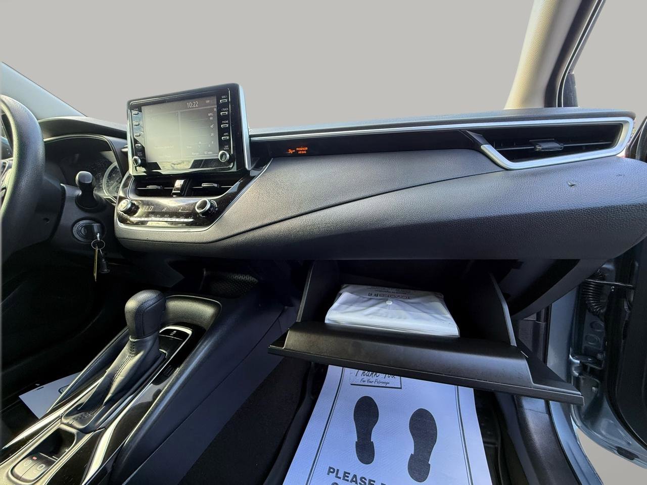 Used 2020 Toyota Corolla LE image 30