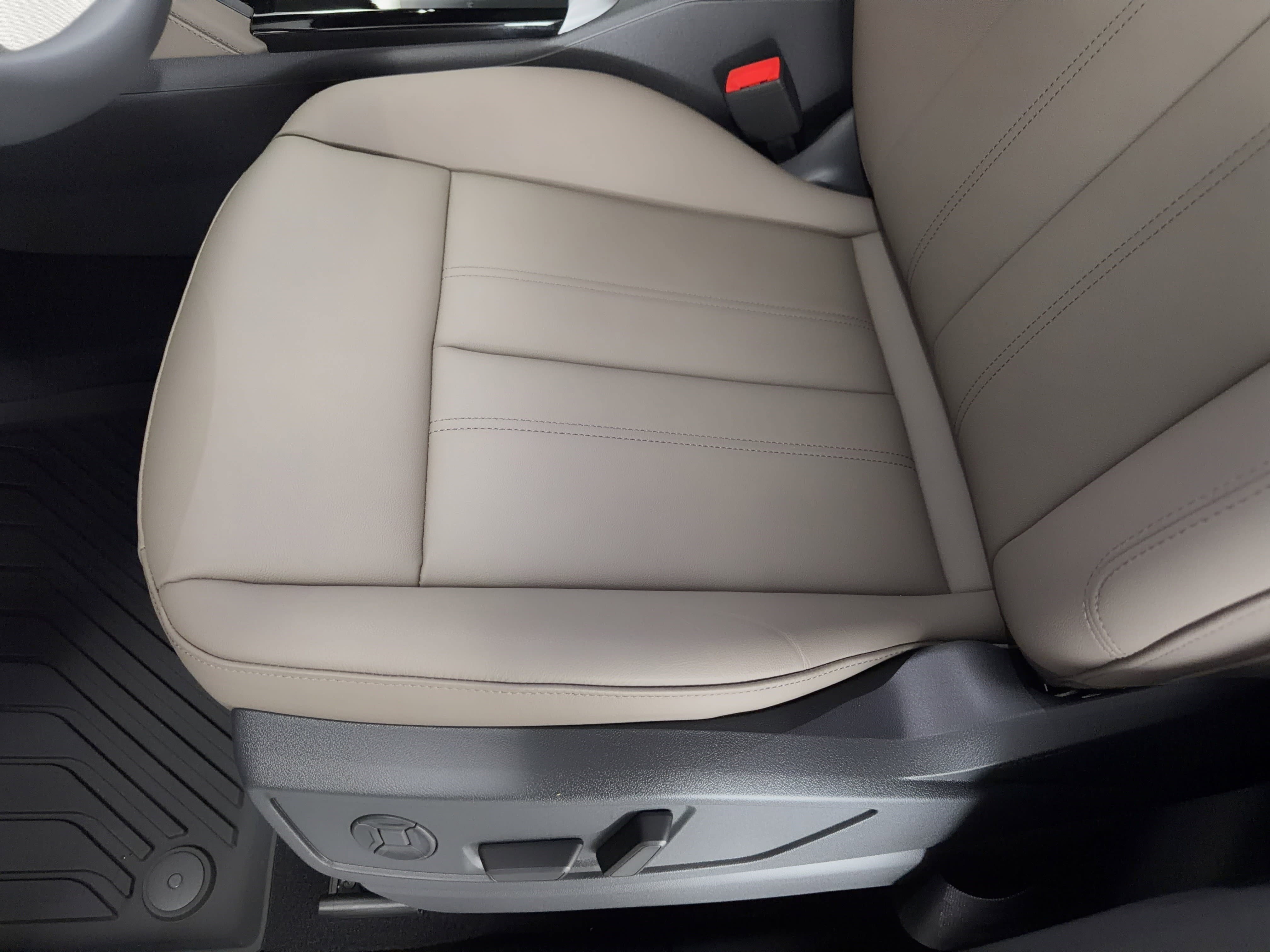 New 2026 Audi Q5 Premium Plus image 16