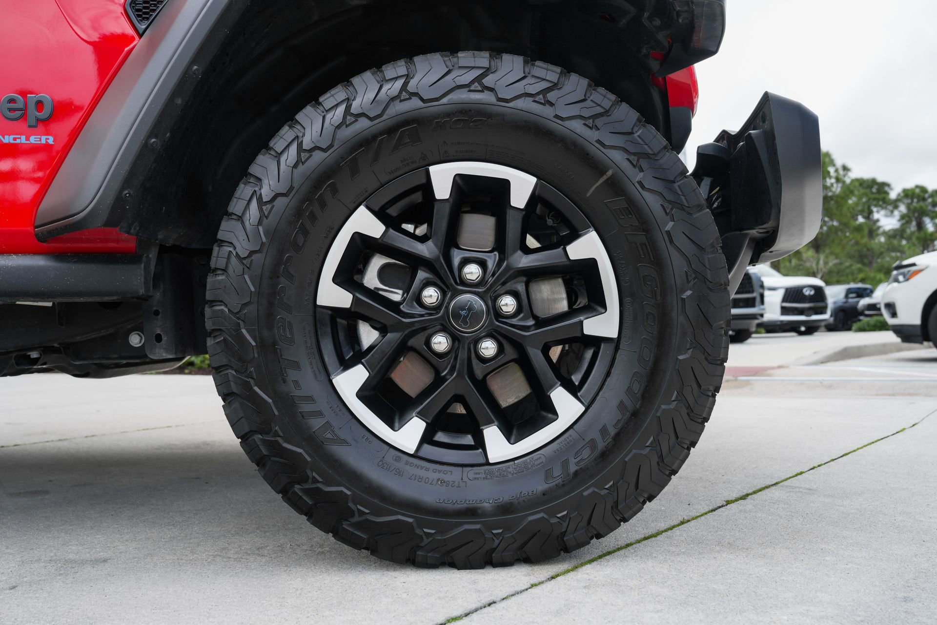 Used 2025 Jeep Wrangler Unlimited Rubicon 4xe w/ Safety Group image 11