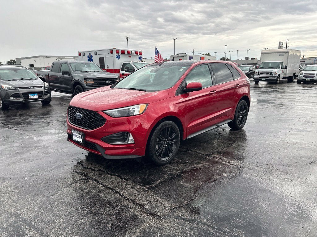 Certified 2024 Ford Edge ST-Line w/ Class II Trailer Tow Package AWD/4WD image 3