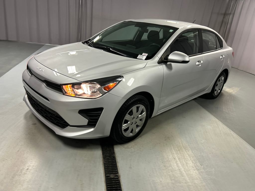 Used 2022 Kia Rio LX image 3