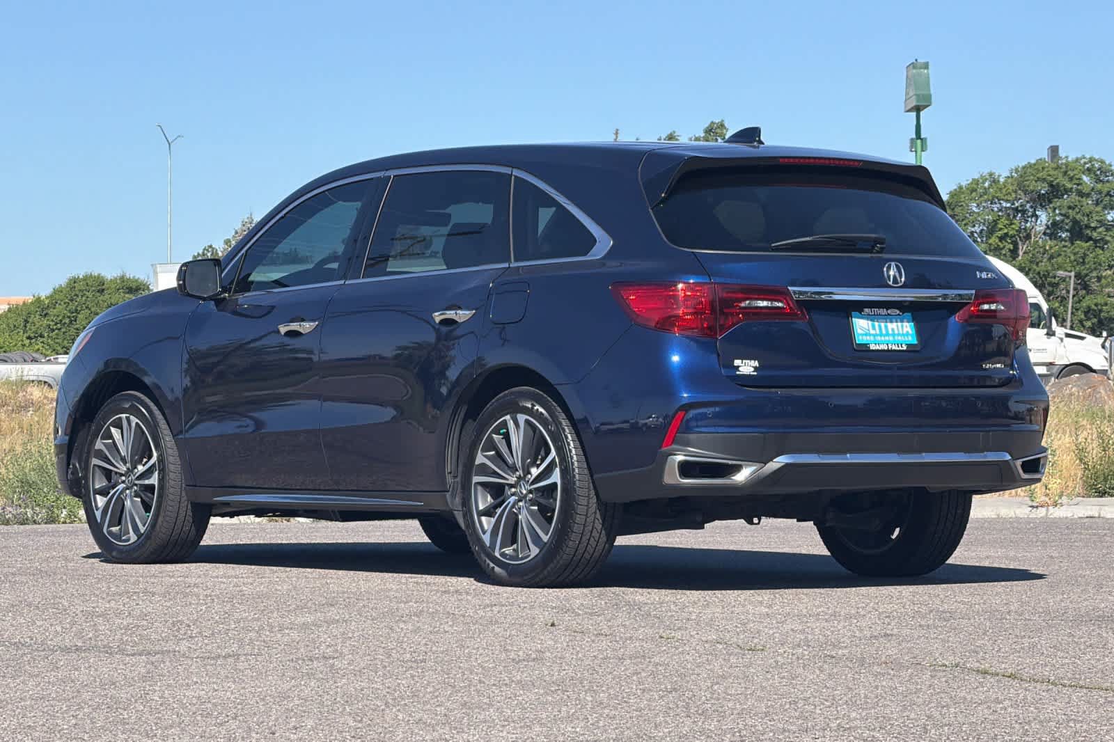 Used 2020 Acura MDX SH-AWD w/ Technology Package image 6
