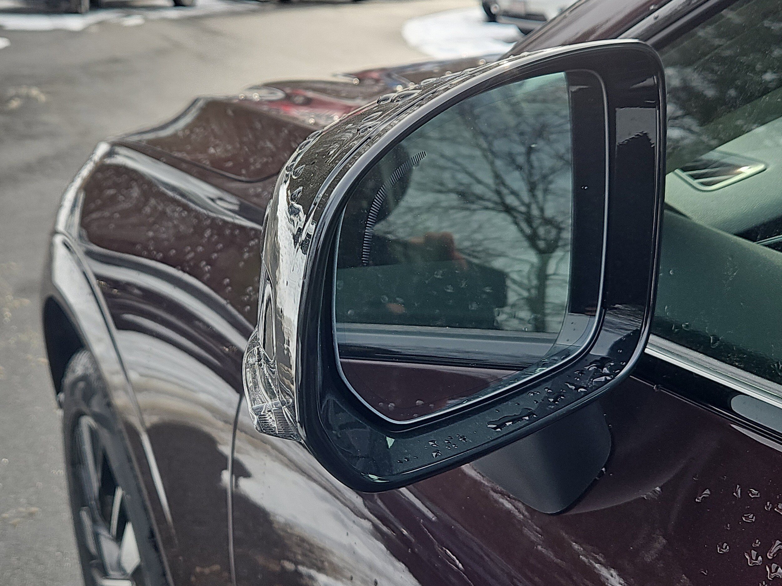 New 2026 Volvo XC60 B5 Plus w/ Protection Package Premier AWD/4WD image 14