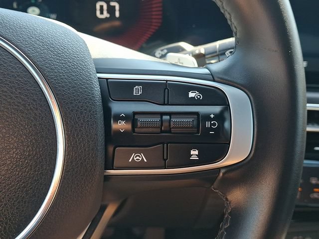 Certified 2025 Kia K5 GT FWD image 21