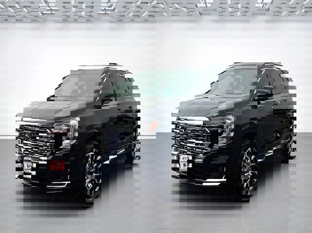 Used 2023 GMC Terrain Denali image 8
