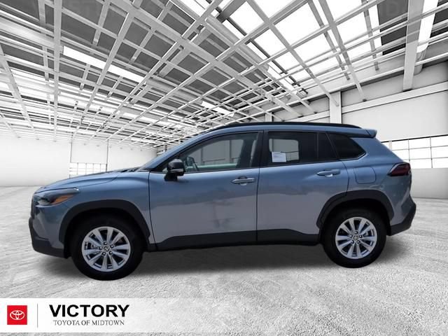 Used 2026 Toyota Corolla Cross LE w/ Moonroof Package AWD/4WD image 8