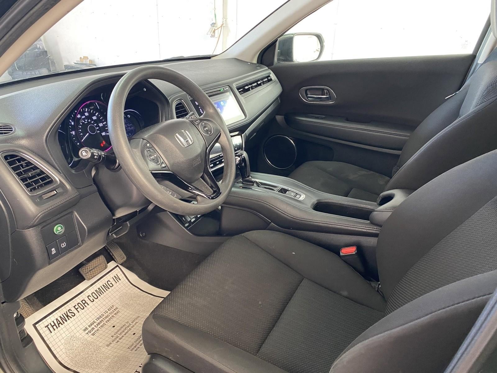 Used 2018 Honda HR-V EX image 18