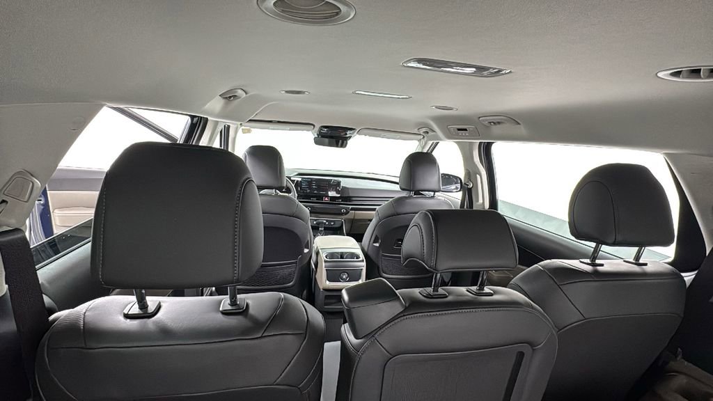 New 2026 Kia Carnival image 19