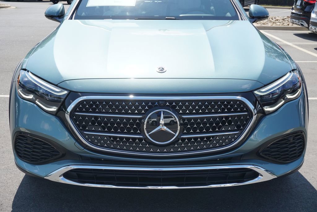 New 2026 Mercedes-Benz E 450 4MATIC All-Terrain Wagon image 9