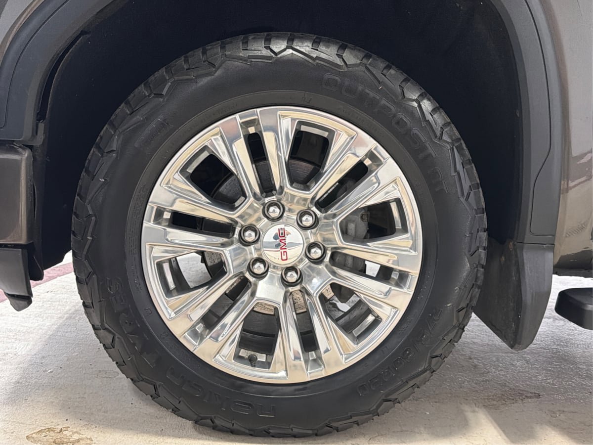 Used 2019 GMC Sierra 1500 Denali w/ LPO, GMC Protection Package image 13