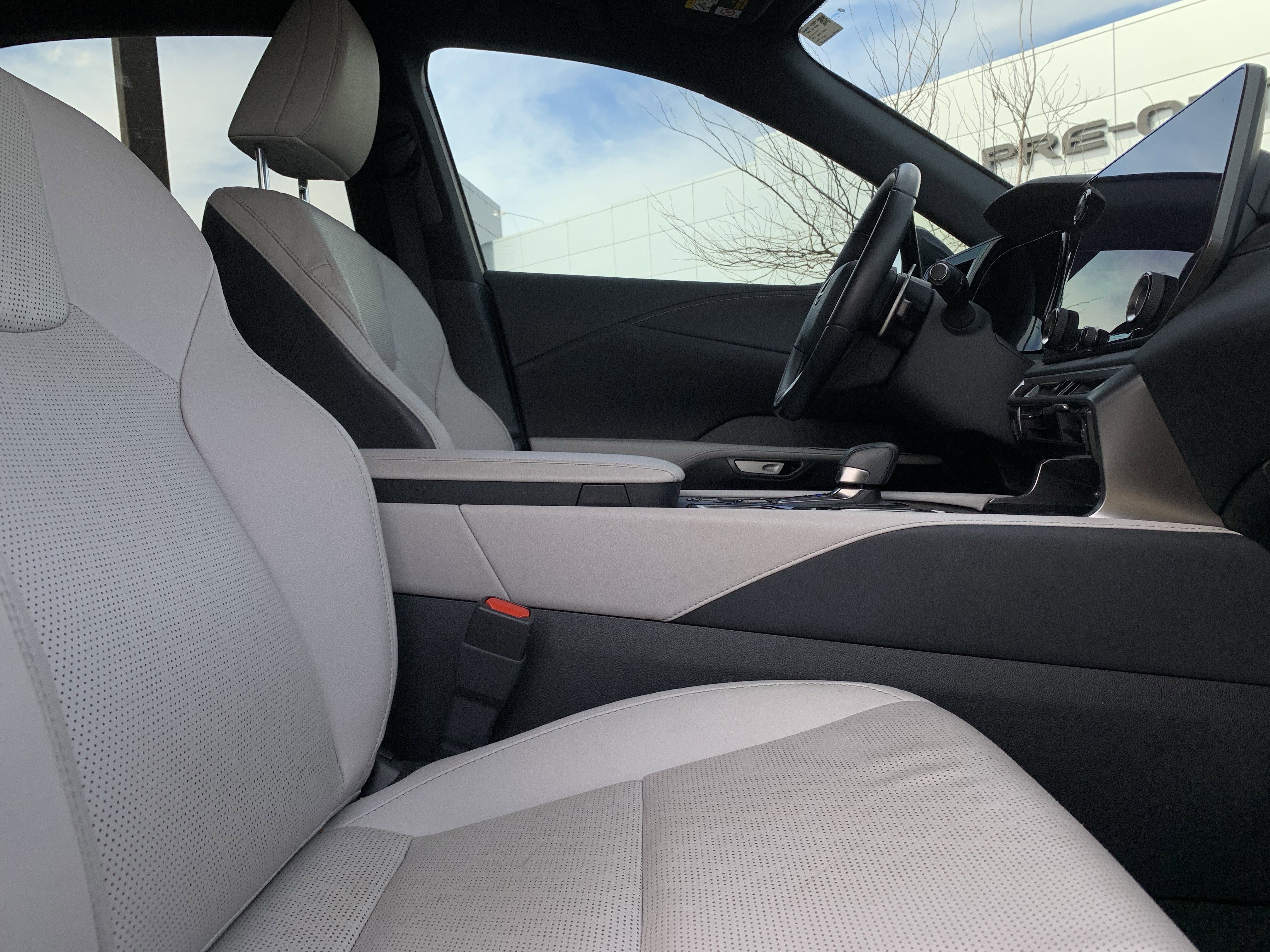Certified 2023 Lexus RX 350 Premium Plus w/ Cold Area Package FWD image 35