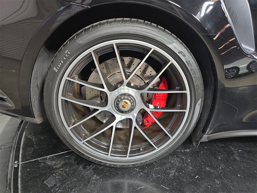 Used 2019 Porsche 911 Turbo image 29