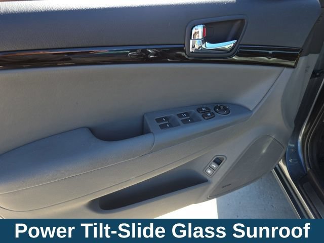 Used 2009 Hyundai Sonata Limited FWD image 15