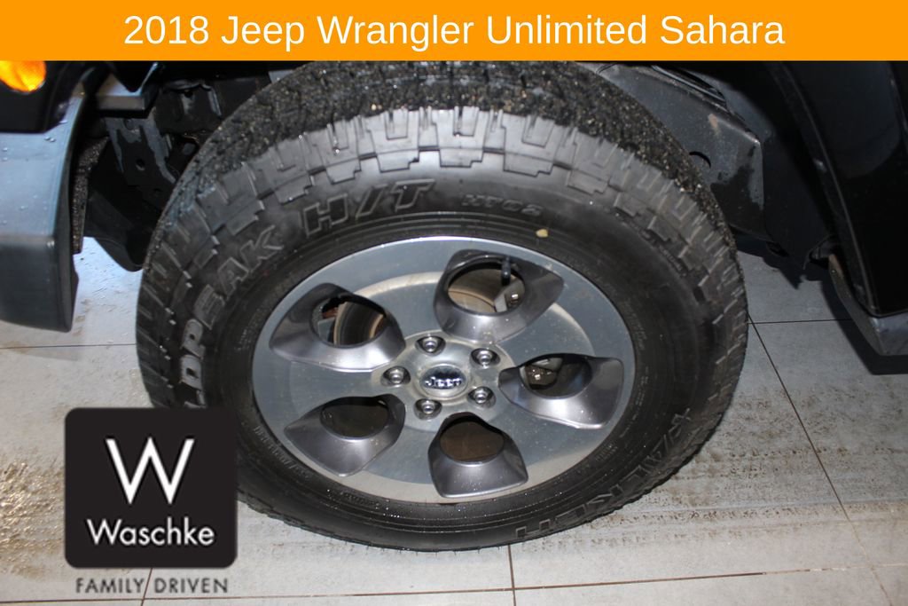 Used 2018 Jeep Wrangler Unlimited Sahara image 10