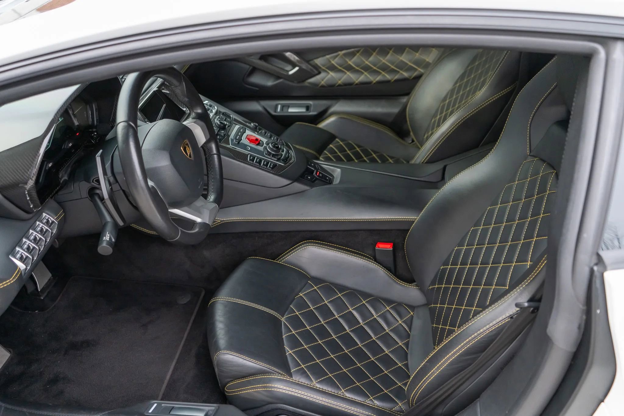 Used 2017 Lamborghini Aventador LP 700-4 image 47