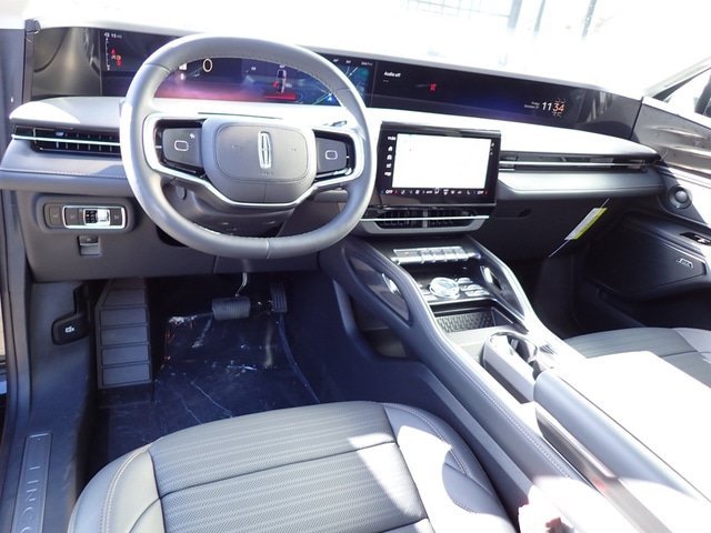 New 2026 Lincoln Nautilus Reserve w/ Jet Appearance Package AWD/4WD image 16