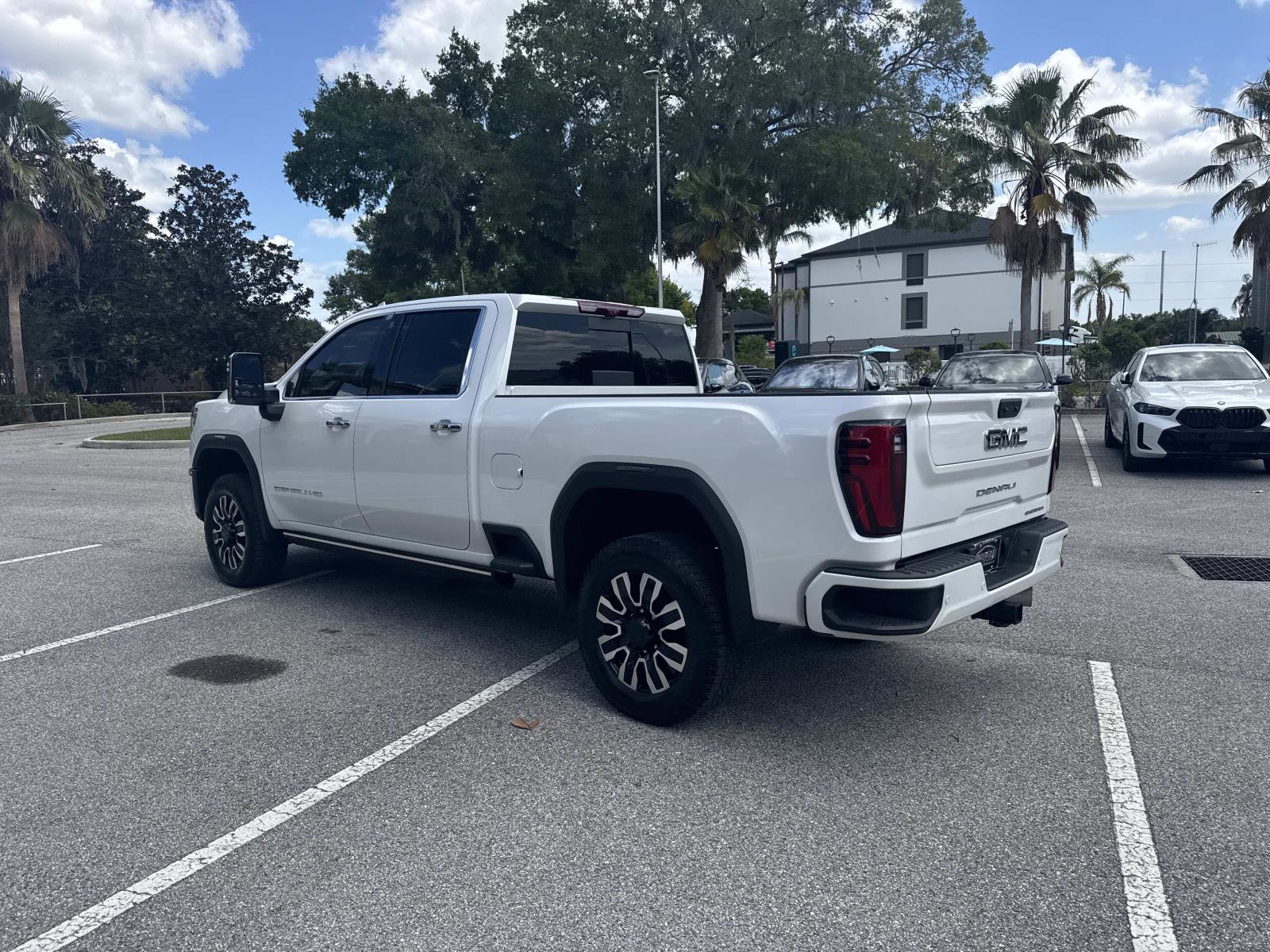 Used 2025 GMC Sierra 2500 Denali Ultimate AWD/4WD image 6
