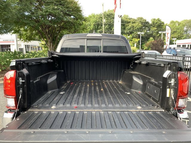Certified 2023 Toyota Tacoma SR5 w/ SR5 Appearance Package RWD image 38