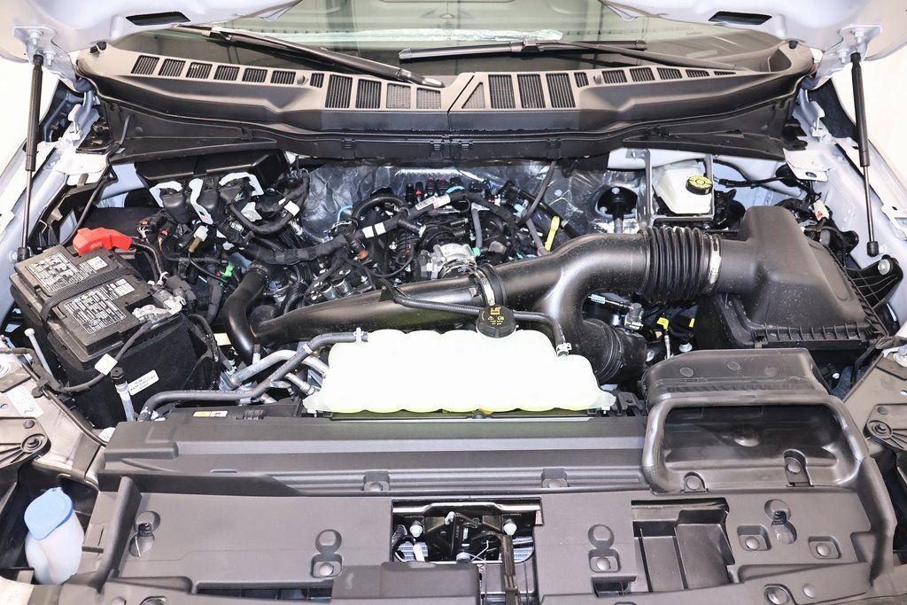 New 2026 Ford F150 XLT w/ Equipment Group 302A MID image 40