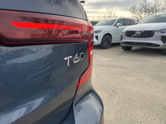 Used 2019 Volvo S60 T6 Momentum w/ Multimedia Package image 38