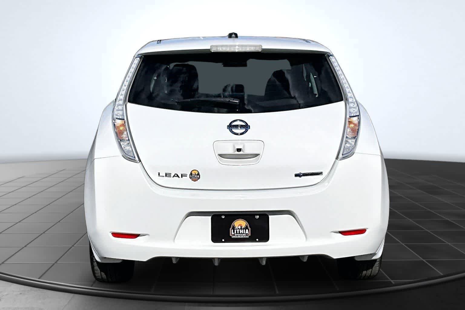 Used 2016 Nissan Leaf S w/ Charger Package FWD image 5