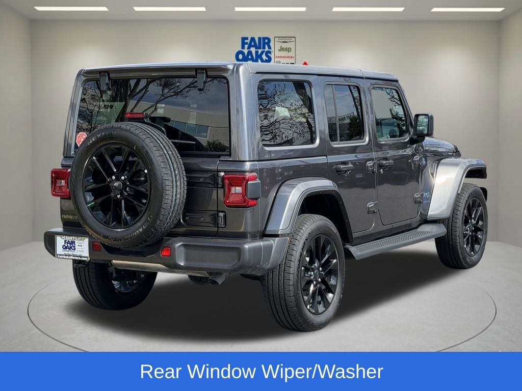 Certified 2025 Jeep Wrangler Unlimited Sahara AWD/4WD image 8